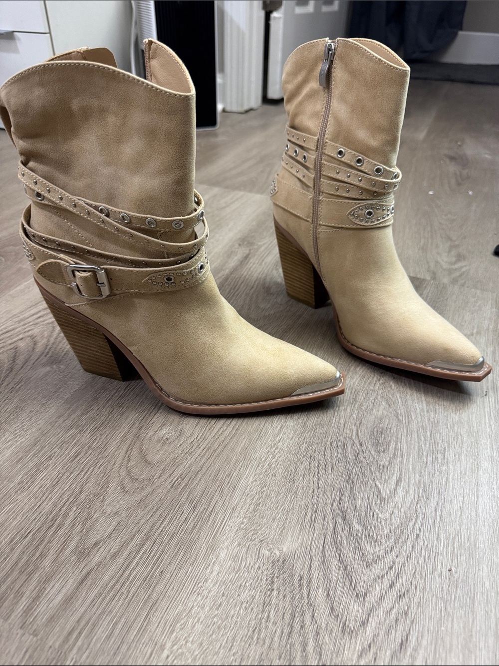 Michael Shannon Tan Studded Western-Ankle Heeled Boots
